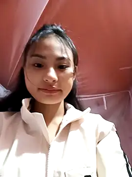 trieungoclnt online show from 11-02-25, 02:25