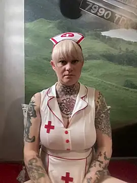 poussichienne online show from 01-30-25, 12:48