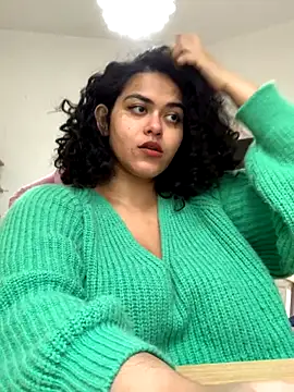 Snapshot of Curvydesifromgermany chatting on 09-29-25, 12:21 Curvydesifromgermany online show from 09-29-25, 12:21