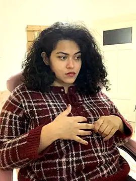 Snapshot of Curvydesifromgermany chatting on 11-03-25, 05:52 Curvydesifromgermany online show from 11-03-25, 05:52