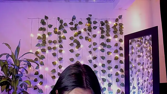 mariiana-diaz online show from 02-18-25, 04:37