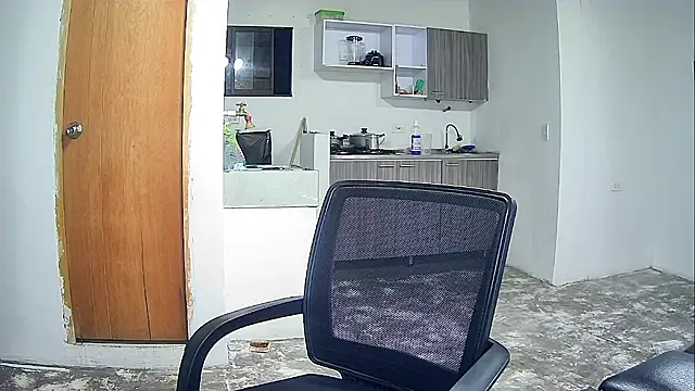 Snapshot of Kevin_Torres chatting on 10-30-25, 11:27 Kevin Torres online show from 10-30-25, 11:27