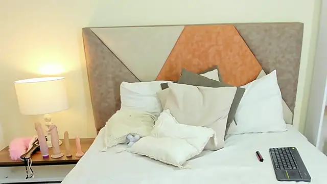 JennaCollins149 online show from 02-07-25, 08:10