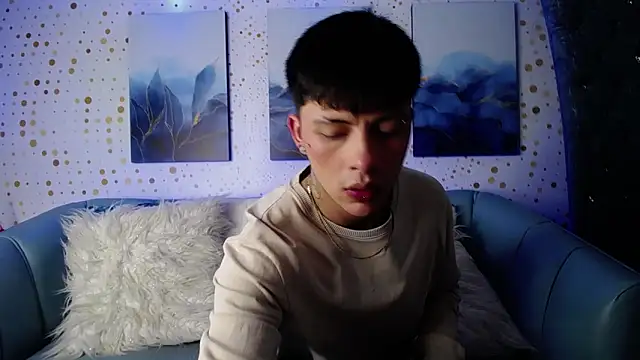 Steev Novoa online show from 12-04-24, 04:32