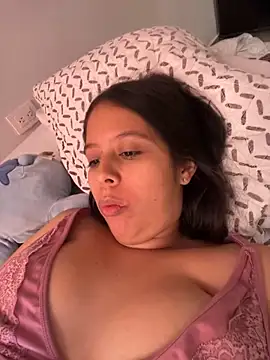 Milu Shackelfft online show from 04-23-26, 03:47