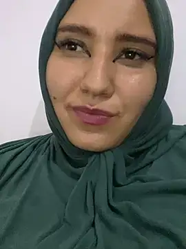 hannahayat online show from 12-20-24, 01:58