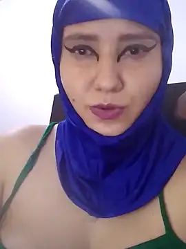 Snapshot of hannahayat chatting on 05-24-26, 02:33 hannahayat online show from 05-24-26, 02:33