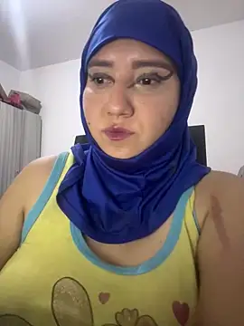 Snapshot of hannahayat chatting on 06-01-26, 12:56 hannahayat online show from 06-01-26, 12:56