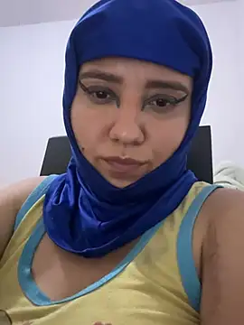 Snapshot of hannahayat chatting on 06-06-26, 12:27 hannahayat online show from 06-06-26, 12:27