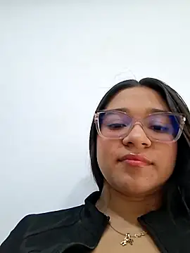 -VICKKY online show from 04-07-26, 02:17