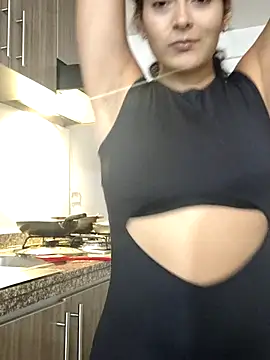 Snapshot of sofiaparker8 chatting on 07-21-26, 12:02 sofiaparker8 online show from 07-21-26, 12:02
