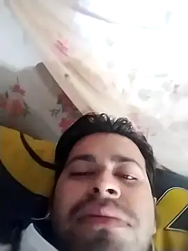 Snapshot of Rishukamar2915 chatting on 02-23-25, 03:35 Rishukamar2915 online show from 02-23-25, 03:35