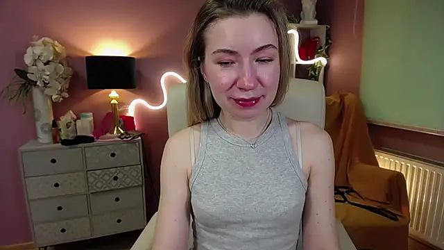 Snapshot of Mia_Tasty chatting on 01-16-25, 11:15 Mia Tasty online show from 01-16-25, 11:15