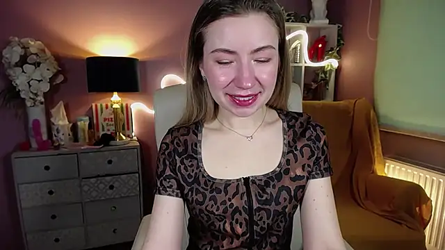 Snapshot of Mia_Tasty chatting on 02-14-25, 07:28 Mia Tasty online show from 02-14-25, 07:28