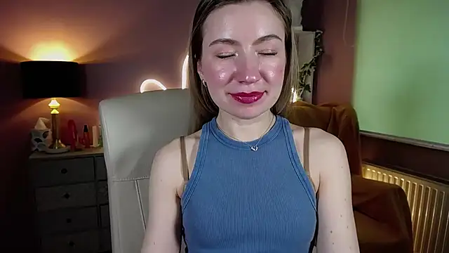 Snapshot of Mia_Tasty chatting on 03-14-25, 11:45 Mia Tasty online show from 03-14-25, 11:45