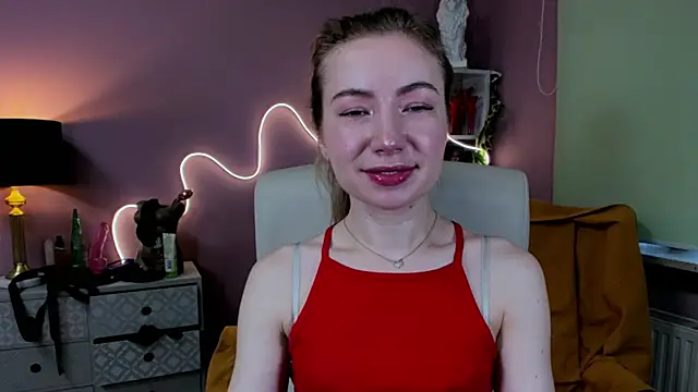 Snapshot of Mia_Tasty chatting on 10-08-25, 06:55 Mia Tasty online show from 10-08-25, 06:55