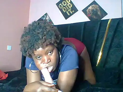 Snapshot of sweetcum chatting on 10-07-25, 03:53 sweetcum online show from 10-07-25, 03:53