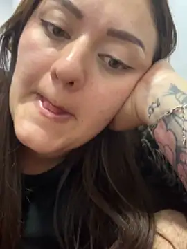 Sofiawilson  online show from 12-20-25, 11:45