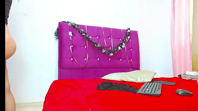 chantalsemenova1 online show from 11-29-25, 08:34