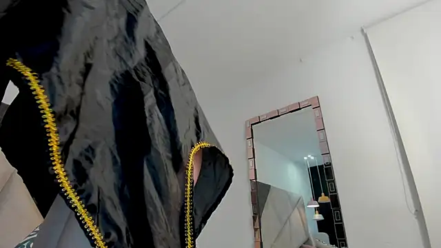 BonnieCute  online show from 04-21-26, 11:51