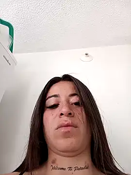 Snapshot of Alona_Evans chatting on 01-26-25, 12:43 Alona Evans online show from 01-26-25, 12:43