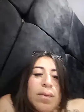 Snapshot of Alona_Evans chatting on 02-10-25, 06:45 Alona Evans online show from 02-10-25, 06:45