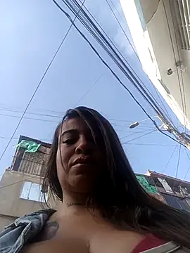 Snapshot of Alona_Evans chatting on 02-14-25, 12:36 Alona Evans online show from 02-14-25, 12:36
