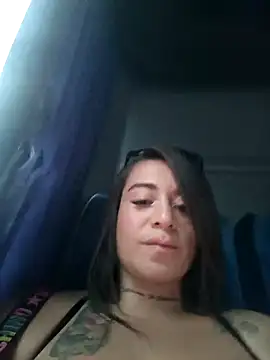 Snapshot of Alona_Evans chatting on 02-15-25, 04:23 Alona Evans online show from 02-15-25, 04:23
