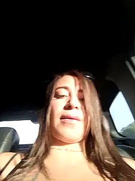 Snapshot of Alona_Evans chatting on 03-20-25, 12:00 Alona Evans online show from 03-20-25, 12:00