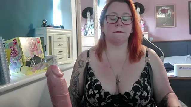 NikiDeeOfficial online show from 11-05-25, 11:43