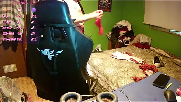 MeowFelina online show from 02-21-25, 05:24