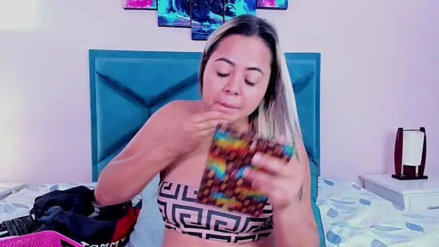 GraceJansenn online show from 12-24-24, 12:55