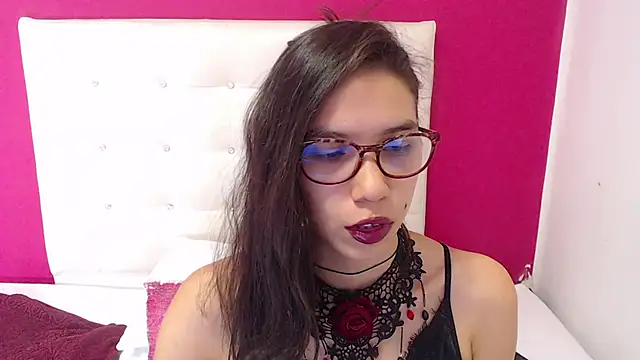 nextdoor fantasy1 online show from 02-21-25, 09:22