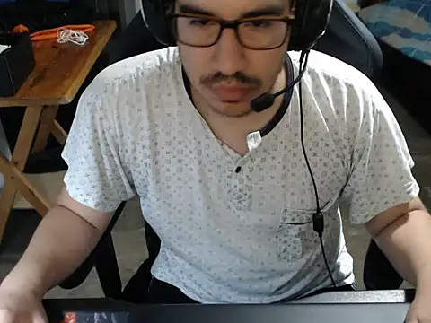 thealfawolf01 online show from 12-19-24, 02:23