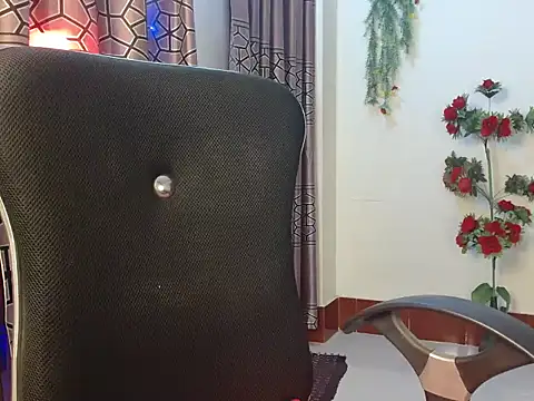 Unlucky-flowers online show from 01-18-25, 12:36