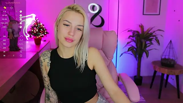 Crystal Barbie online show from 01-04-25, 05:58