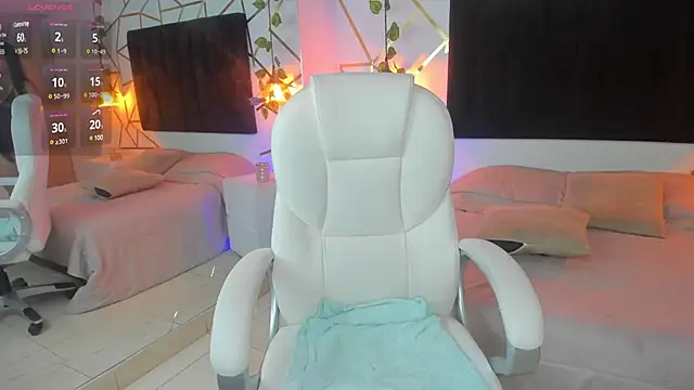 Megan Thompsonn online show from 02-08-25, 01:01