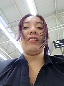 Snapshot of Blushing_Katy chatting on 02-17-25, 11:53 Blushing Katy online show from 02-17-25, 11:53