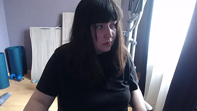 Lynylou online show from 09-15-25, 12:49