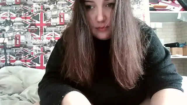 Lynylou online show from 10-08-25, 01:42