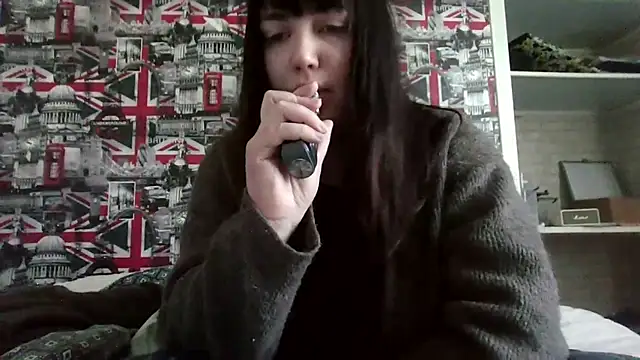 Lynylou online show from 11-21-25, 11:53