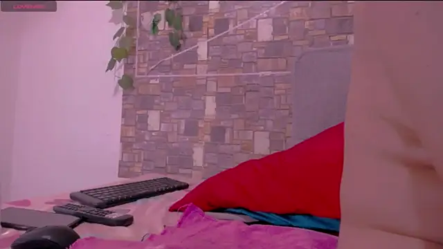 CrazyRousex online show from 03-15-26, 05:08