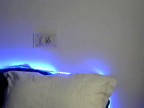 Venesaaa online show from 04-23-26, 07:49