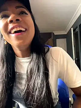 paula  cruzz online show from 11-12-25, 01:55