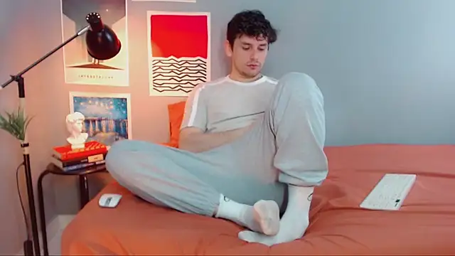 Elio555 online show from 09-14-25, 03:00