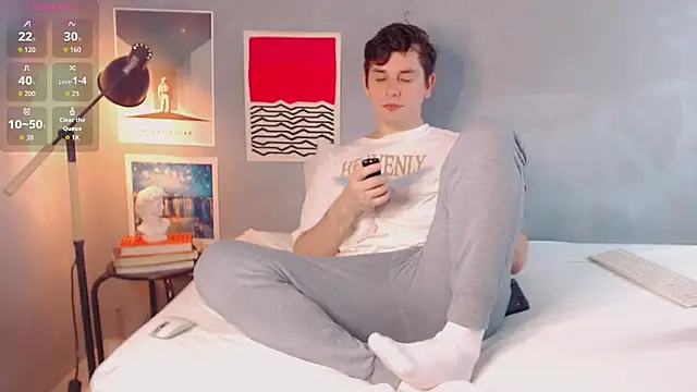 Elio555 online show from 11-14-25, 06:06