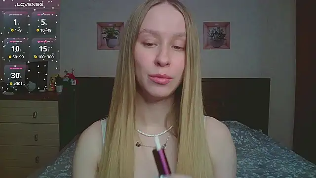 Lily  Devil online show from 01-17-26, 05:38