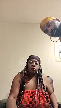 Snapshot of Cocolious_GAPeach_84 chatting on 03-19-25, 08:01 Cocolious GAPeach 84 online show from 03-19-25, 08:01