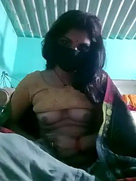 Snapshot of Hotsarina chatting on 01-27-25, 12:54 Hotsarina online show from 01-27-25, 12:54