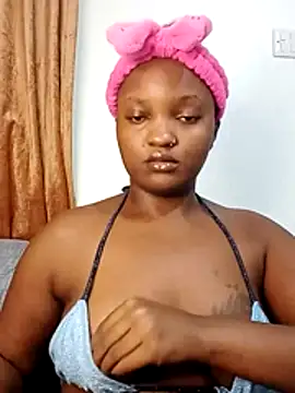 Snapshot of Ebony_butt chatting on 12-02-25, 09:54 Ebony butt online show from 12-02-25, 09:54
